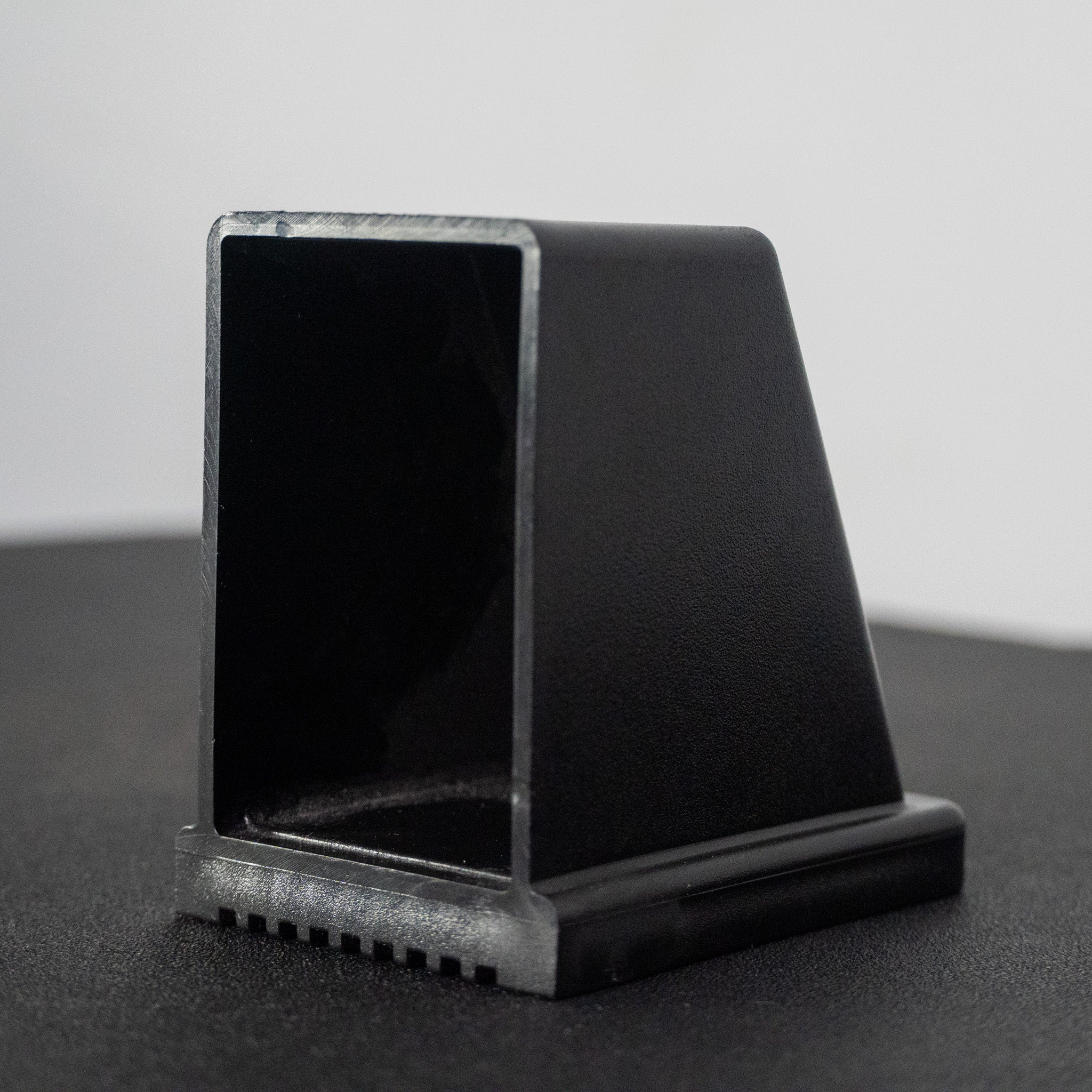 Angled Bench & Rack Boot